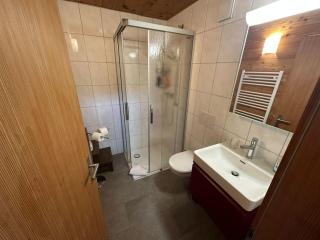 Rustic Alpine 1BR Getaway- Unwind and Reconnect - Reckingen - Gluringen - 2