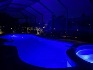Special Offer Villa Felicity by CoralVilla - pool, river access - Cape Coral - 4