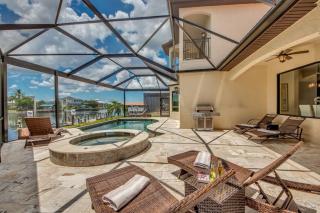 Villa Regency by CoralVilla - luxury villa with charme water view - Cape Coral - 4