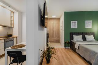 Urban Chic - City Center - Luxury Warsaw Stays - TowarowaAB street - 3