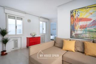 MyHouseSpain - Piso con terraza en el centro - Gijón - 2