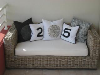 Beachside apartment with sea view - Antibes - 3