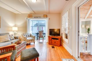 Historic Bemus Point Studio w/ Porch: Walk to Lake - 8