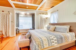 Historic Bemus Point Studio w/ Porch: Walk to Lake - 1