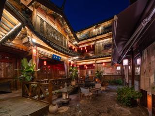 Jinli Chinese Courtyard Inn - 0