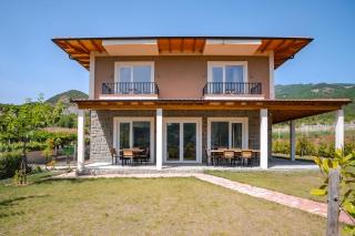 Guesthouse Lumo, Entire Lodge swimming pool - 5