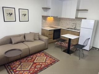 Lulu Suites - Studio - Golem - 0