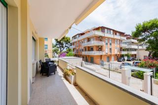 Casa Leda - Modern Apartment near Seafront with Parking! - Pescara - 8