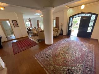 فيلا بكومباوند الصفوة للايجار مدد طويلة أسرة فقط - 1