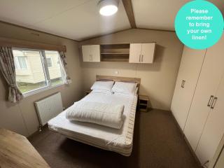 Cornish Caravans at Newquay Bay - 5