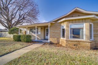 Tulsa Home with Yard 5 Mi to Downtown! - Tulsa - 8