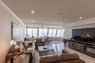 1055-803 Stunning Beach View Oasis - 7