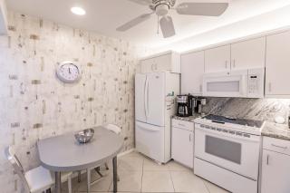 1055-802 Beach View - 3