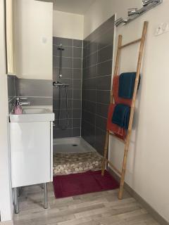 aux pieds des vignobles ardéchois logement de 40m2 - 6