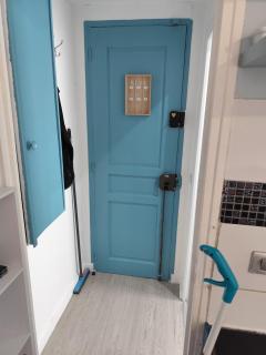 F2 Au village St Denis - 6