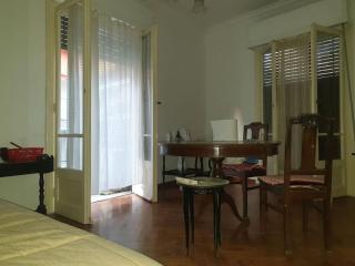 A simple old school apartment in the center - Atene - 4
