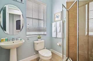 W479 - Modern Seaside Cottage - 1