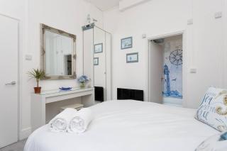 Dockyard Dreams - Close To Gunwharf! - Portsmouth - 0