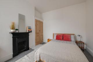 Francis House - 4