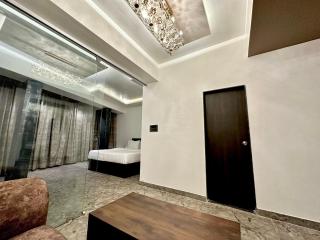 TAKHT- Executive Suites and Rooms - Chinchiwad - 9