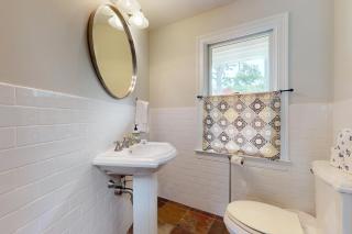 Bumps River Bungalow - Centerville - 4