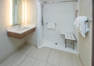 Holiday Inn Express Hotel & Suites Roseville - Galleria Area by IHG - Roseville - 7