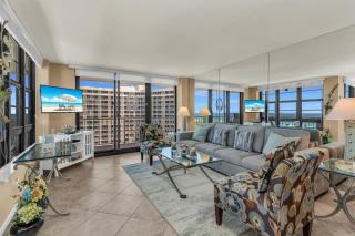 Panoramic Views, Private Balcony on 15th Floor, End Unit - 3