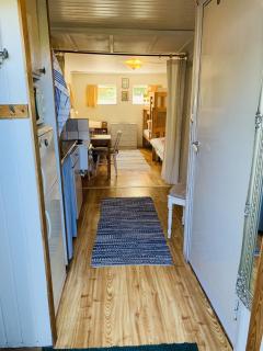 Strandnära suterränglägenhet - 6