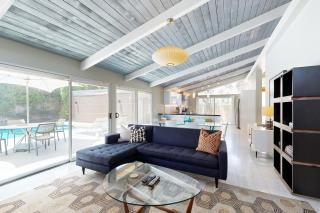 Twin Palms Mid-century Escape Permit# 1983 - 6