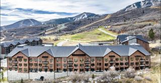 Luxury Studio, Minutes to Gondola, Ski Deer Valley, Hot Tubs, Resort Amenities - Park City - 3