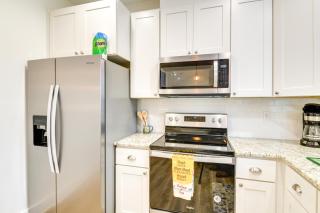 1 Mi to Beach Retreat with Large Yard in Rockport - Rockport - 1