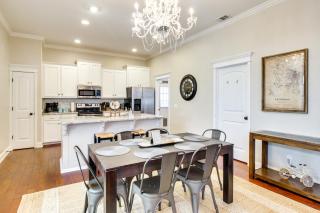 Chic Thomas Square Home in Walkable Location! - Savannah - 3
