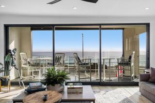Private Beachside Home with HotTub - Carlsbad - 4