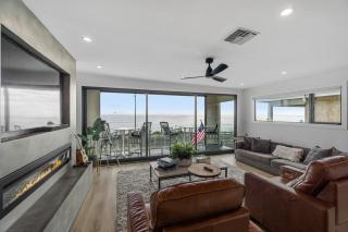Private Beachside Home with HotTub - Carlsbad - 3