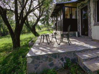 Casa din sat - - 9