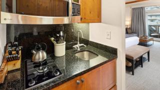 374 Lodge At Spruce Peak Ski In Ski In Ski Out King Studio - Stowe - 1