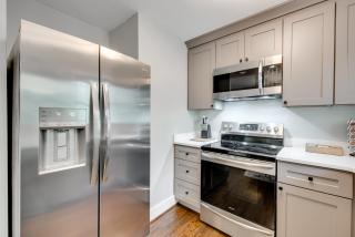 Pet-Friendly Home about 6 Mi to Downtown Atlanta! - Atlanta - 2