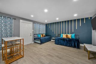 Heights 1BR Chic Apt with King Bed & Pool - Houston - 6