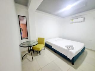HOTEL BOUTIQUE EL POBLADO DESERT - Villavieja - 7