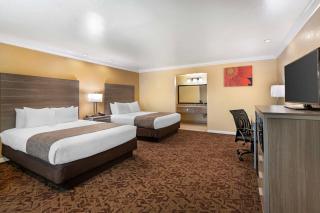 Best Western Hanford Inn - 4