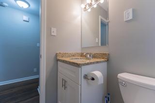 Hillandale Private Suite with Shared Bathroom - Atlanta - 2