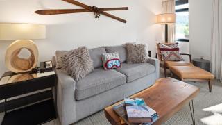 1302 Lodge At Spruce Peak Ski In Ski Out Two Bedroom - Stowe - 7