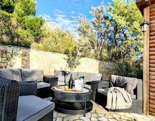 Family friendly house with a swimming pool Stanici, Omis - 22998 - 4