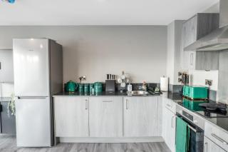 Waterfront Luxury Apartment - Liverpool - 5