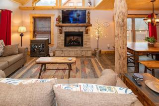 The Snow Owl Cabin - Maggie Valley - 8