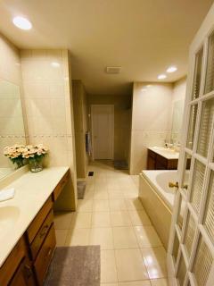 Beautiful Modern Home, Perfect for a getaway! - 3