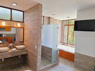 Royal River Suites & Spa Aparthotel - Mindo - 5