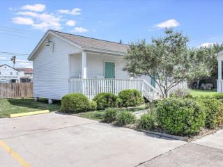 Oak Cottages 2 - Rockport - 1