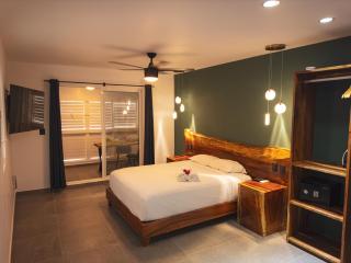 Sirenas Studio - 0