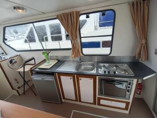 Séjour insolite sur bateau confortable à Pontailler-sur-Saône, idéal pour 8 pers, draps inclus - API-1-46-21 - 9